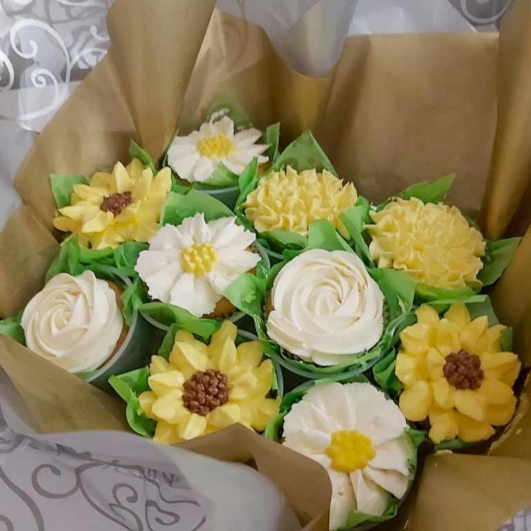 Flowers bouquet yellow